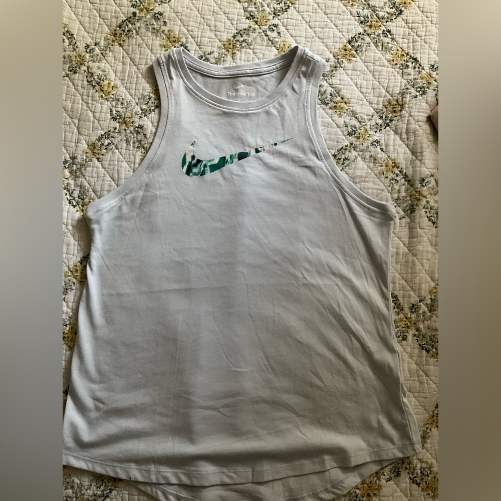 Nike White Tank with Green Swoosh 💪